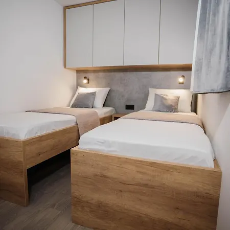 Tatil Evi Mobile Aurora With Jacuzzi