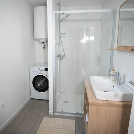 Mobile Aurora With Jacuzzi Vodice