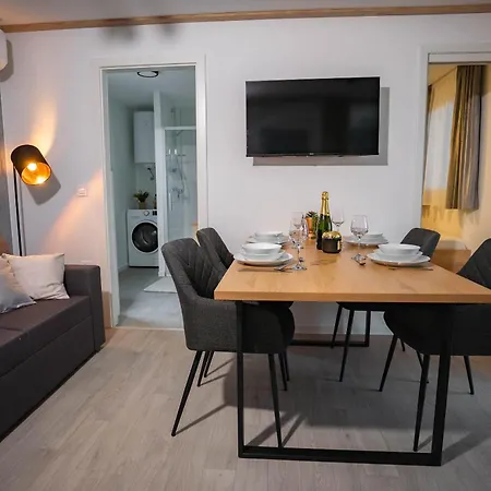Tatil Evi Mobile Aurora With Jacuzzi *